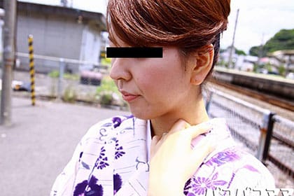 着物美人を野外露出青姦 小山愛子
