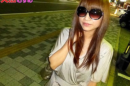 デカサン サングラス越しでもかなりの美形！ 天下無敵のFカップ美巨乳娘 安藤莉紗