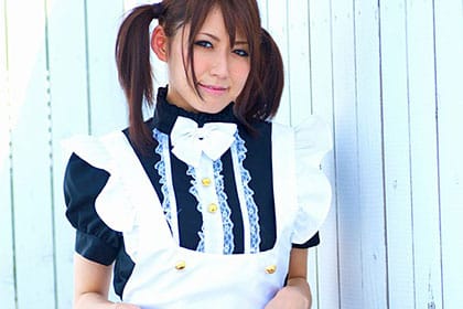 誘惑コスプレイヤー4連発！ 次々魅せる濃厚オナニーショー 瞳りん