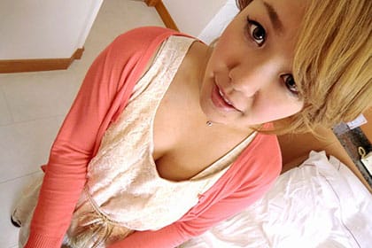 レンタル彼女3 関西弁の可愛い彼女が運転中に股間弄り！延長料金で生ハメ中出し！ まい