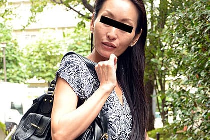 欲求不満なスレンダー美人妻 ドスケベ奥さんと激しくハメまくる！ ねね