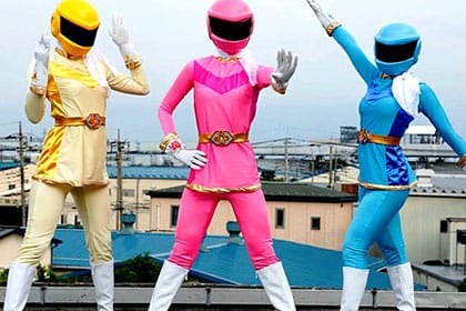 銀河戦隊ブレイブZ 前編 囚われてしまった3人の美女戦士 レイブピンク ブレイブブルー ブレイブイエロー