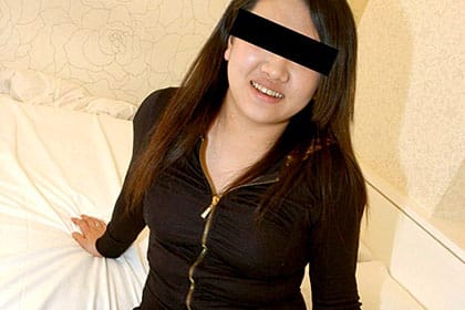 コンビニ店員として頑張るさとちゃんに・・・ 内山さと