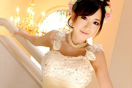 モデルコレクション ジューンブライド 山手栞