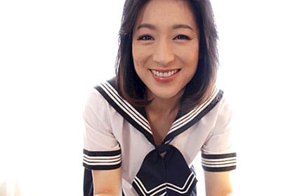 あの頃君は若かった 奇跡の元祖AVクィーン！ セーラー服とブルマ姿 松本まりな