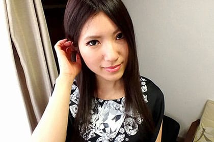 美魔女妻に中出し 金森仁枝