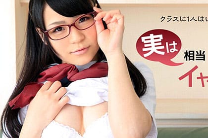 【初裏】クラスに1人はいるマジメな地味っ子 優等生の本性は相当イヤラシい！ 春山彩香