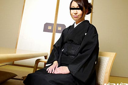 3回忌に初撮り 澄んだ瞳で男根を懇願する喪服未亡人 岩田ちさと