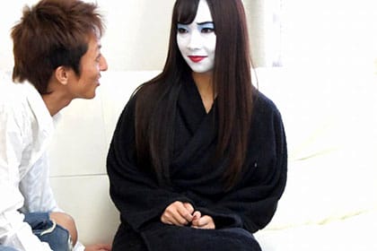 妖怪熟女べラマダム〜早く人間とヤリたい〜