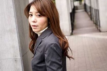 キャリアウーマンの渇き～日照り続きのヘアーサロン経営者～