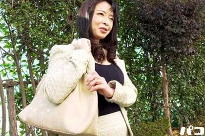 奥さん、今はいている下着を買い取らせてください