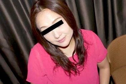 凄腕マッサージに仰け反る巨乳妻