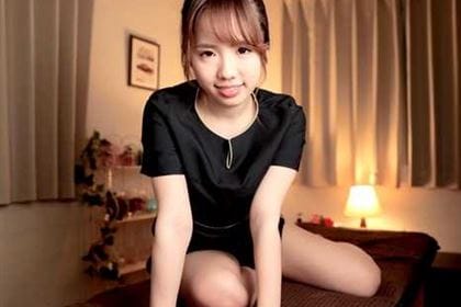 新人マッサージ師はお客のために何でもします