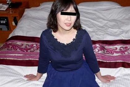 五十路で挑戦！初アナルファック！！