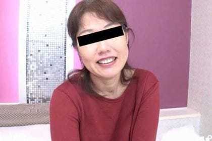 ごっくんする人妻たち 78 〜上も下も！白髪まじりの悲哀熟女〜
