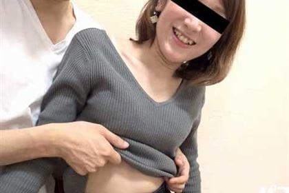 ごっくんする人妻たち 81 〜ティンティンからの苦い汁2発〜