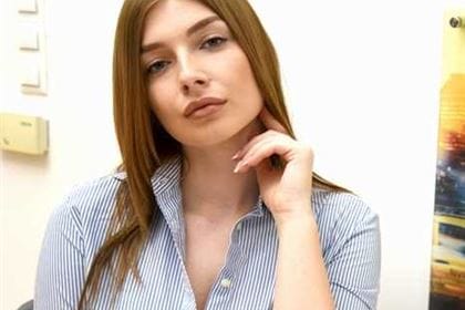 誘いくる誘惑の肉感BODYを持つロシア語教師 人妻ロシア語教師 VOL2 Mona Sweet