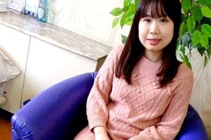 童顔のムッチリ奥様です 兼信歩花