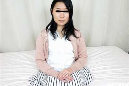 センズリ行為を間近で見た人妻の心境 牧野ゆかり