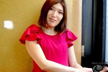 チンポが入った瞬間喘ぎまくり！ 堀込智紗子