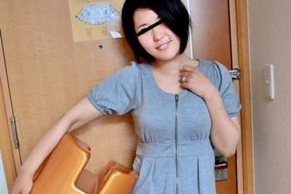 スケベ椅子持参！ 口元のほくろがセクシーなデリヘル嬢 中川貴子