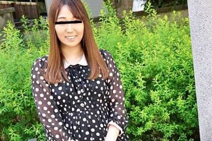 勝負下着で気合十分の人妻をとことんヤりまくる 宮坂かなで