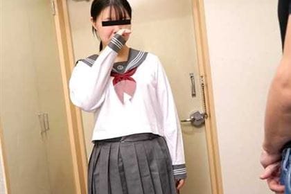 ぽちゃセーラーで即尺してくれるデリヘルをオーダー！ 下平みなみ(田所三久)