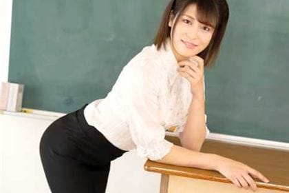 女教師・えまの誘惑 イケナイところでエッチしたい！ 加藤えま