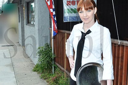 ローカルの愛嬌を振りまくピザ屋の巨乳ウェイトレス 金髪のお仕事 Vol.2 マリー